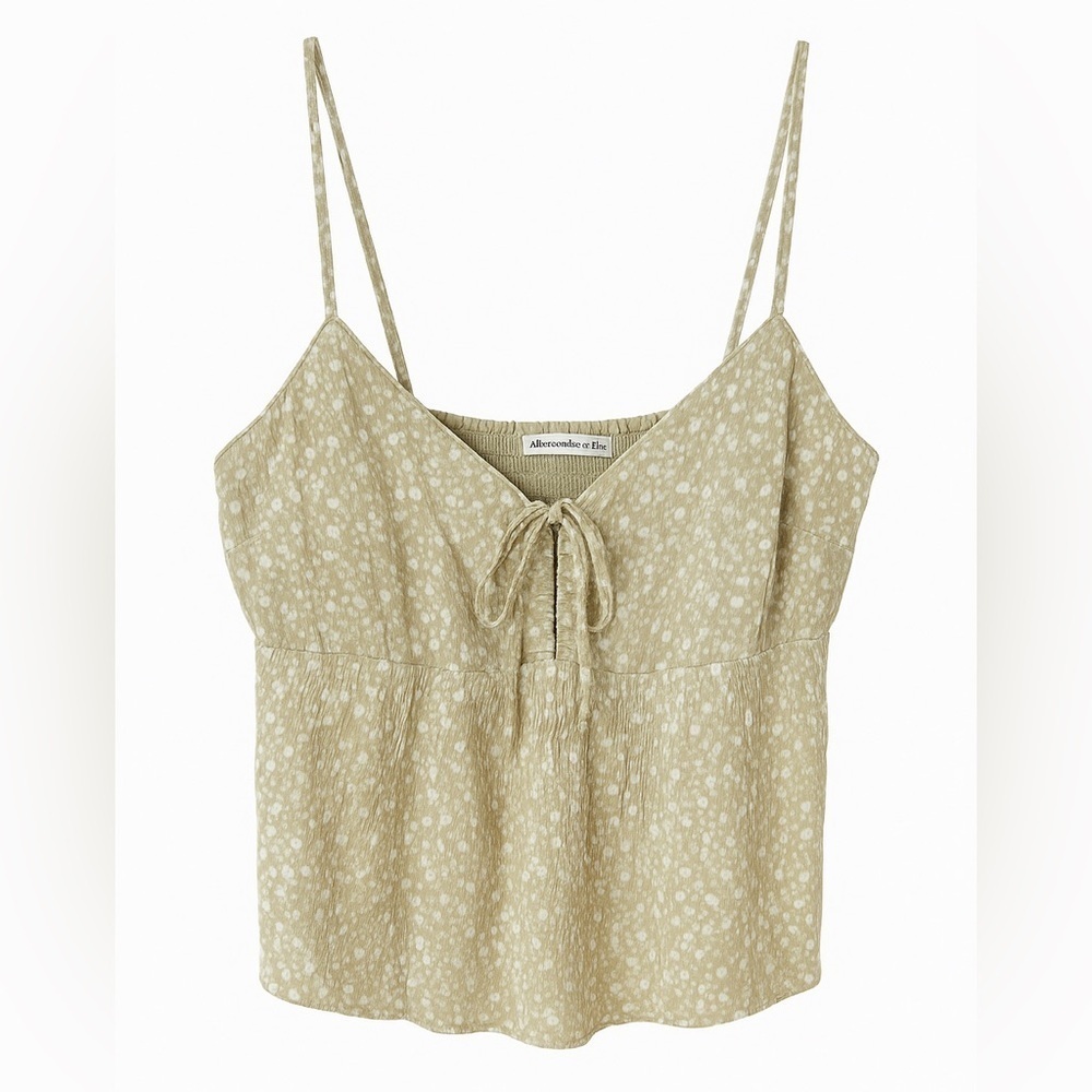 NWOT Abercrombie & Fitch Light Green Floral Camisole Size M